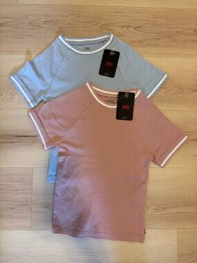 Levi's® Women's Short Sleeve Cropped Ringer T-Shirt Size XS Slim Fit New